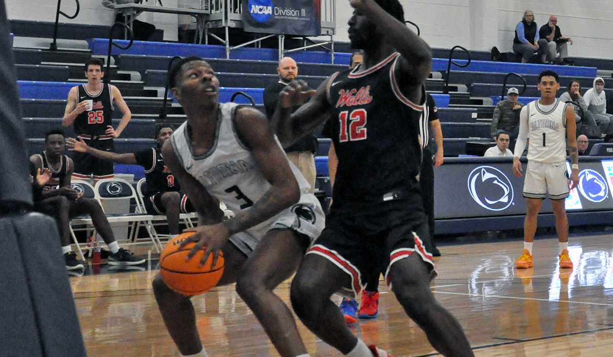 Lions Get Past Wells in 81-78 Home Win