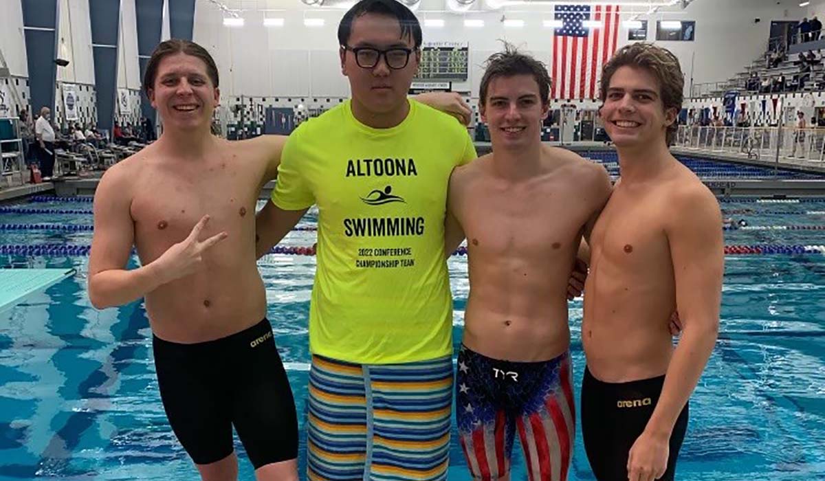 Men&rsquo;s Swimming Ranks Third After Day One of AMCCs