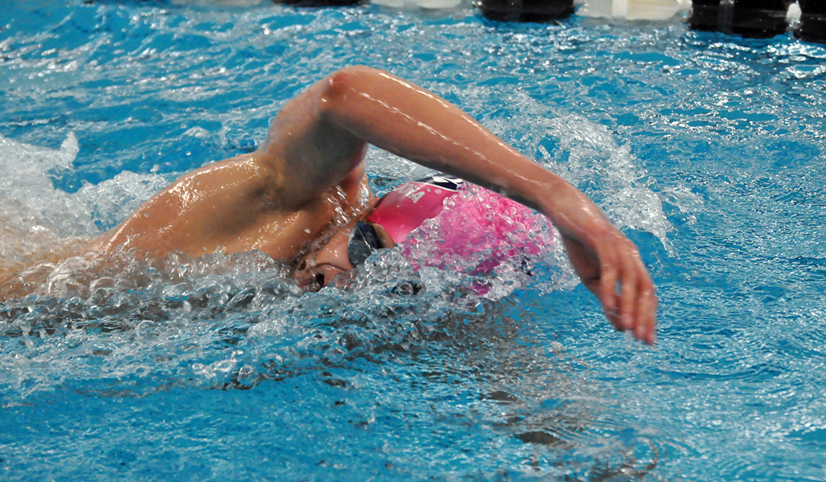 Men&rsquo;s Swimming Takes Third in Opening Night of AMCCs