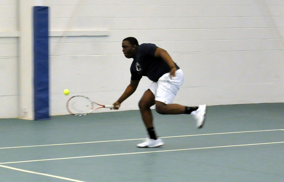 Men&rsquo;s Tennis Drops Season Opener 6-3