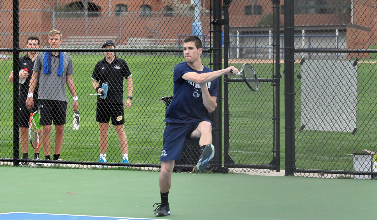 Men&rsquo;s Tennis Bested by Geneva