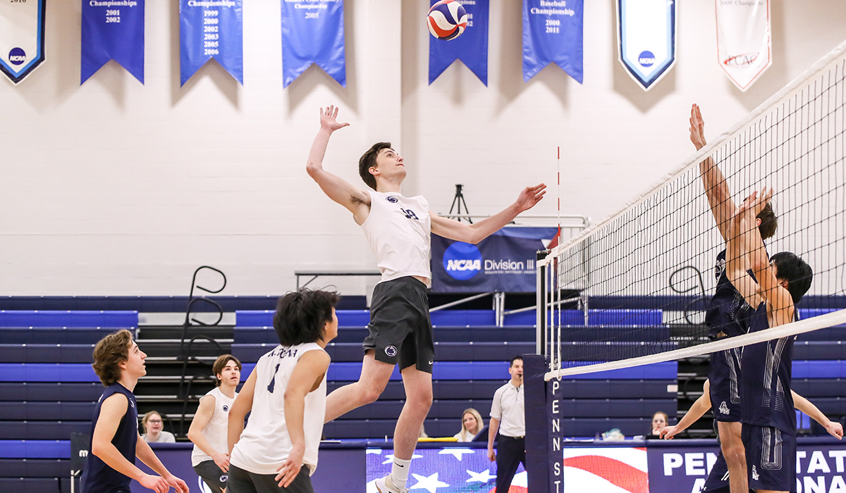 Men&rsquo;s Volleyball Earns Season Sweep of Mounties