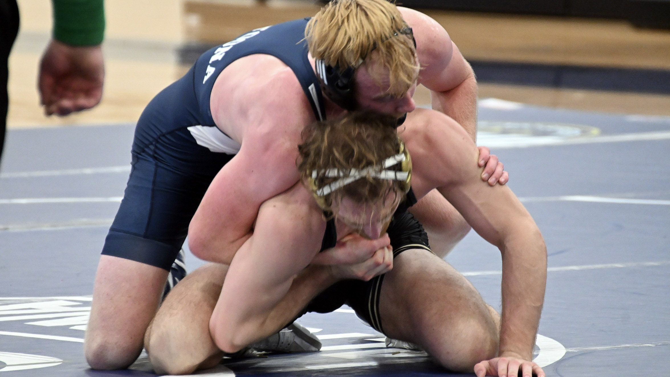 Men's Wrestling Competes in AMCC Duals