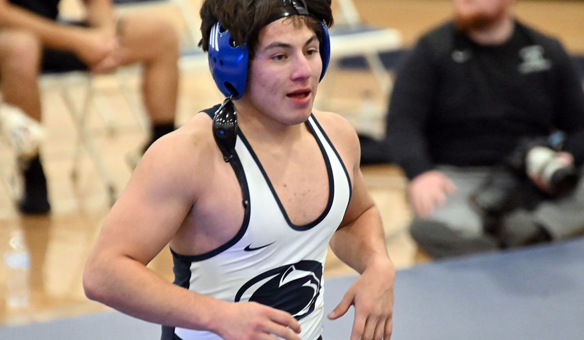 Men&rsquo;s Wrestling Faces Three in Marymount Meets