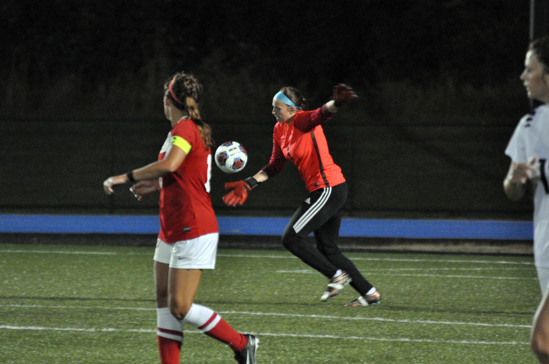 Photo (by Joel Nelson): Penn State Altoona junior goalkeeper Sydney Emershaw prepares to boot the ball during Tuesday night's win over La Roche College at Spring Run Stadium. Emershaw made 11 saves to record the shutout.