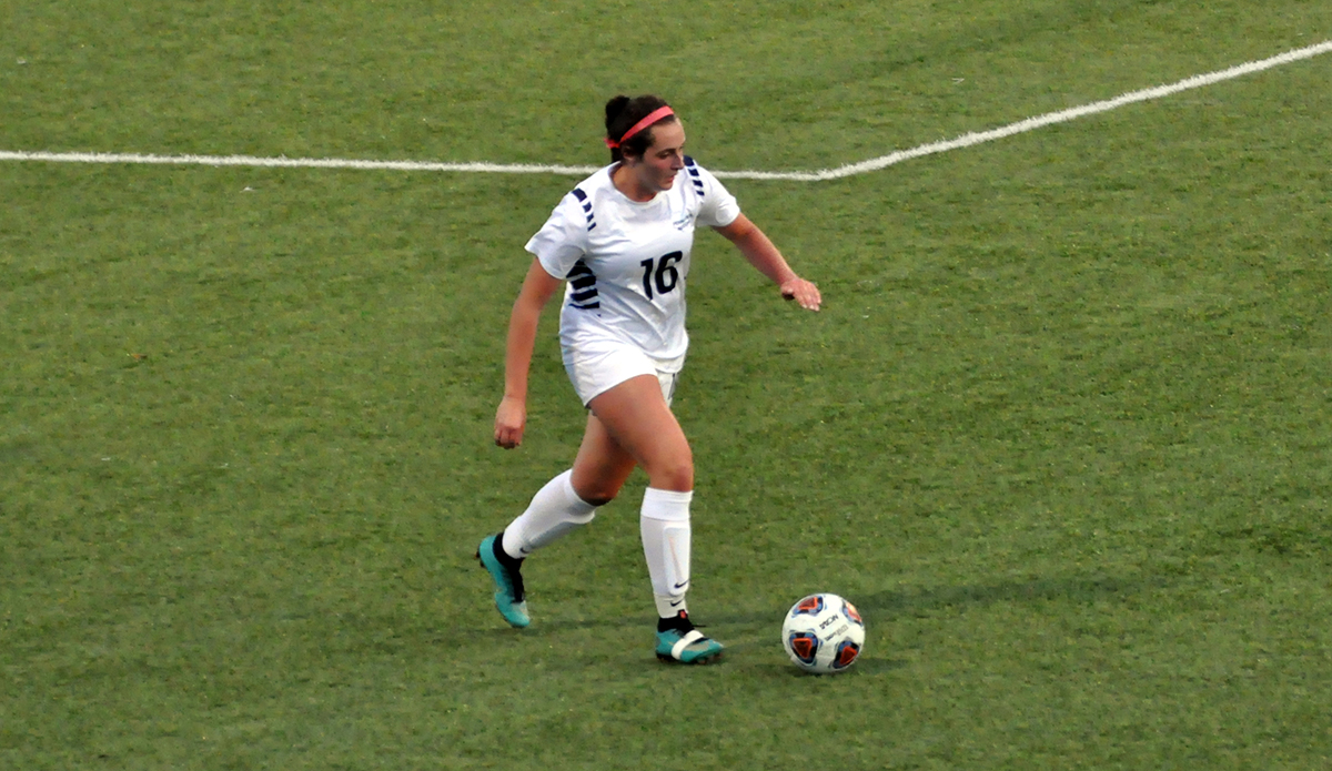 Women&rsquo;s Soccer Clinches AMCC Tournament Berth With 3-1 Win