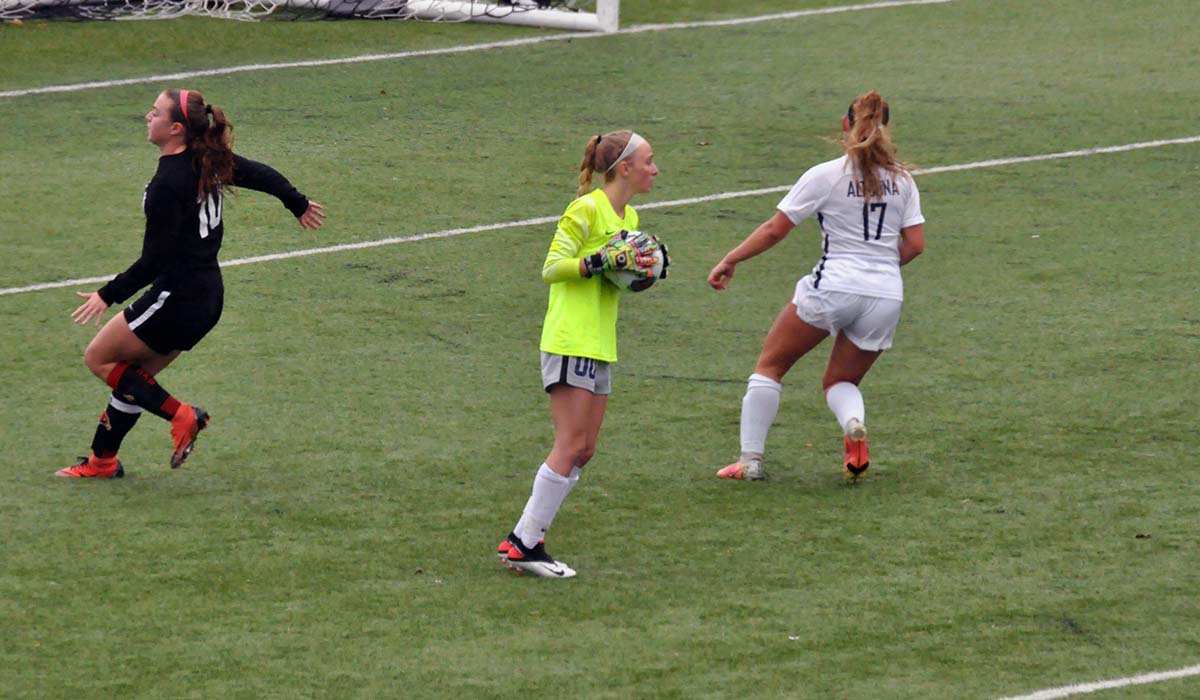 Women&rsquo;s Soccer Falls to Behrend in AMCC Semifinal Game