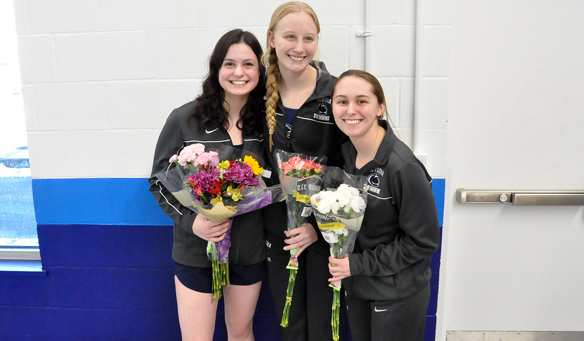 Women&rsquo;s Swimming Falls to Elizabethtown in Regular Season Finale