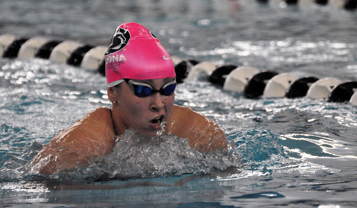 Women&rsquo;s Swimming in Third Through Three Days at AMCCs