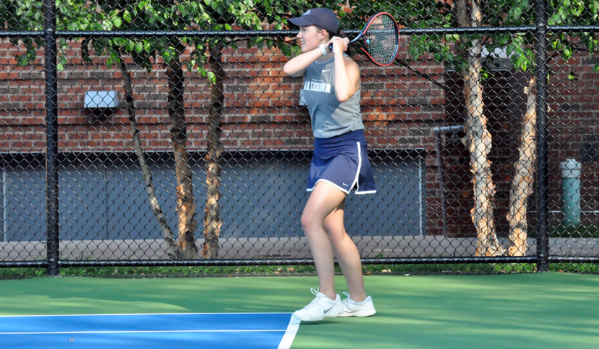 Women&rsquo;s Tennis Nabs First Win