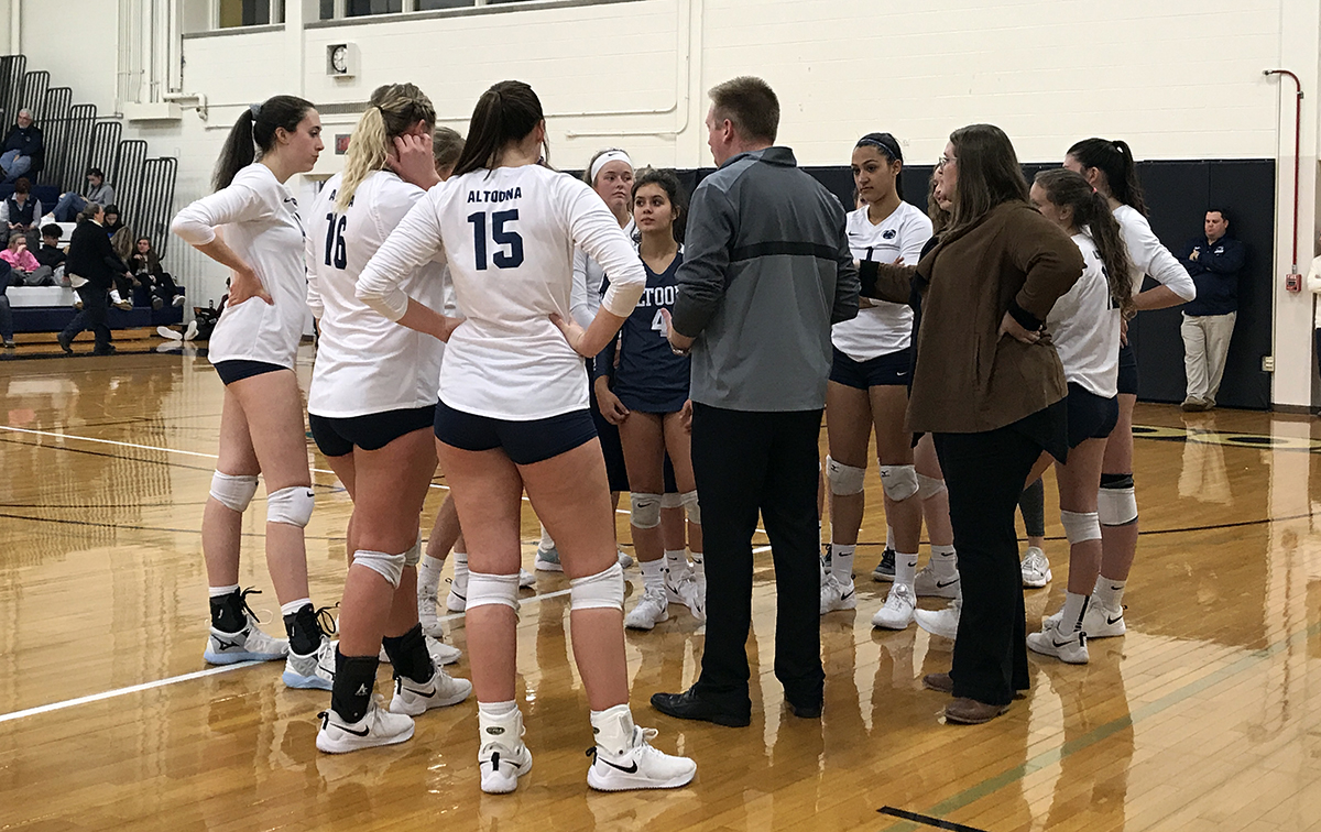 Lady Lions Advance to AMCC Semifinal With 3-0 Win