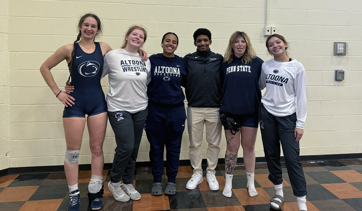 Women&rsquo;s Wrestling Takes Sixth at Millersville Open